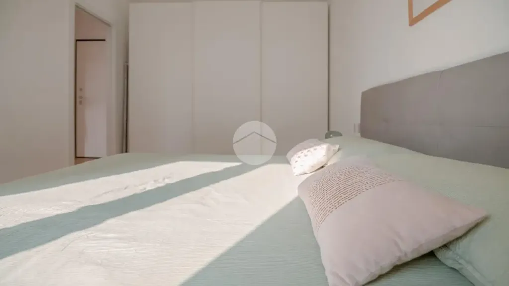 Camere da letto - Modernised 2-Bedroom in Udine, Milan