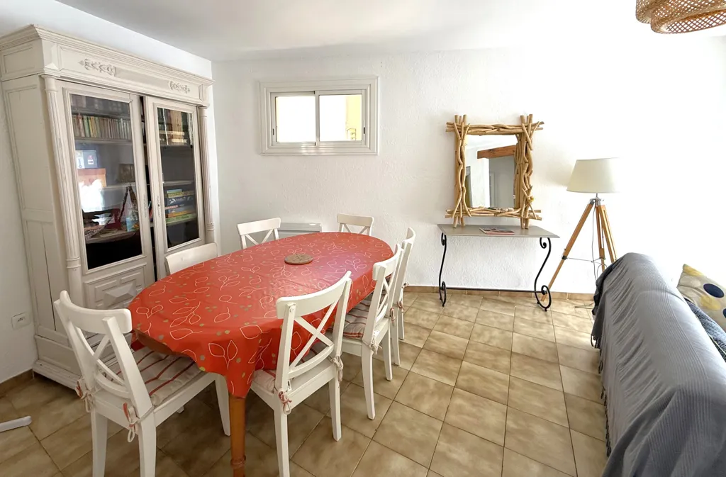 Salle à manger - Appartement 4 Pièces avec Terrasse à Collioure