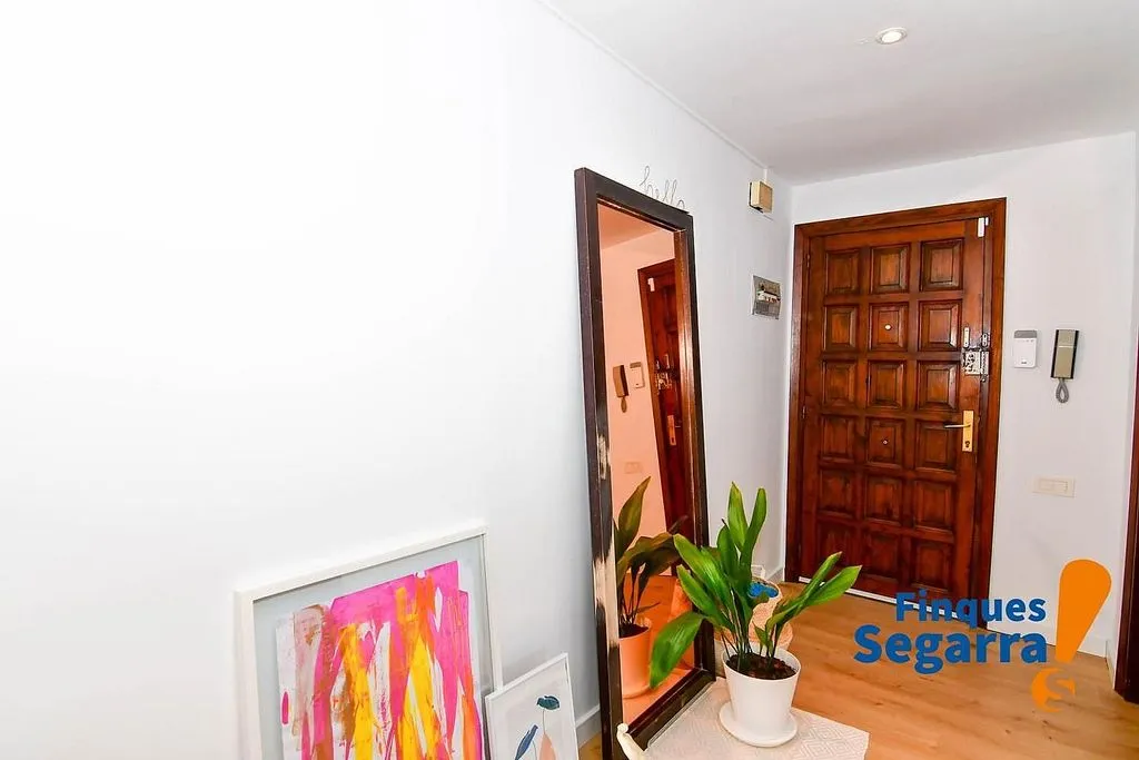 Ingresso - Apartment with Terrace in Roda de Barà Centre