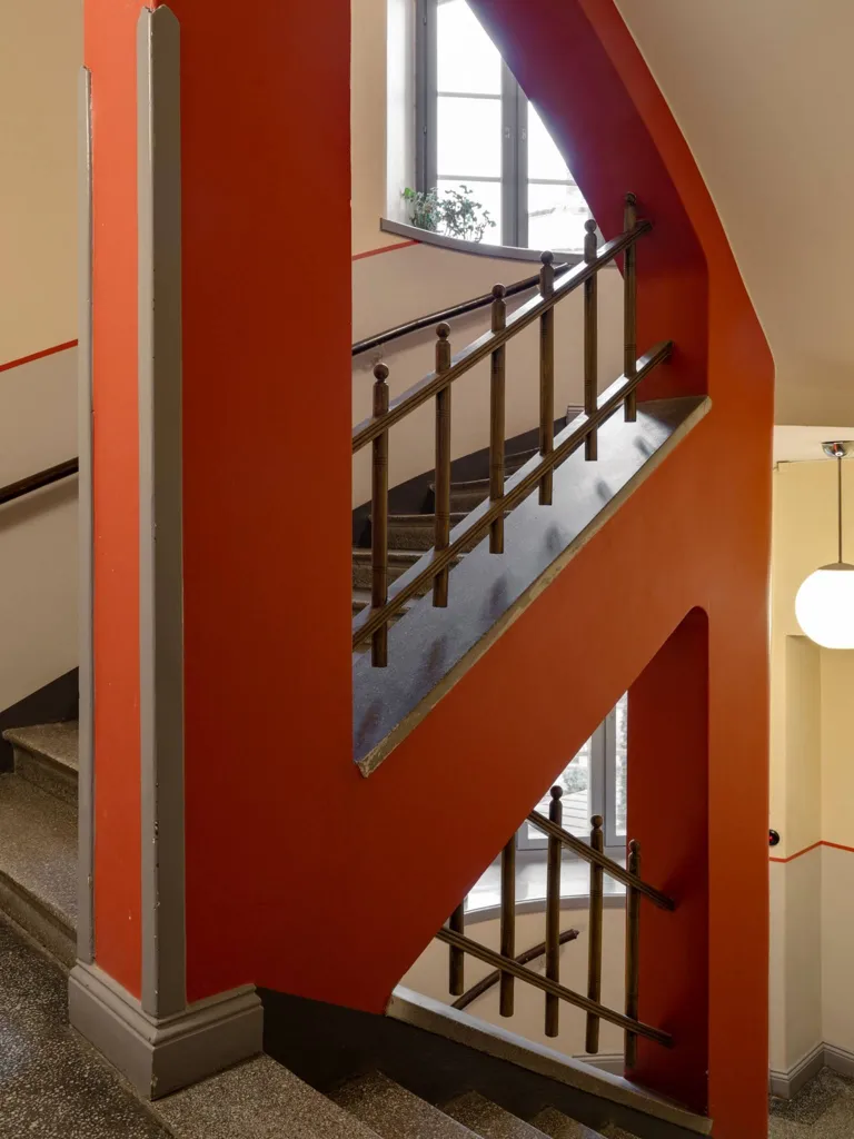 Toad - Charming Two-Bedroom with South-Facing Balcony in Söder
