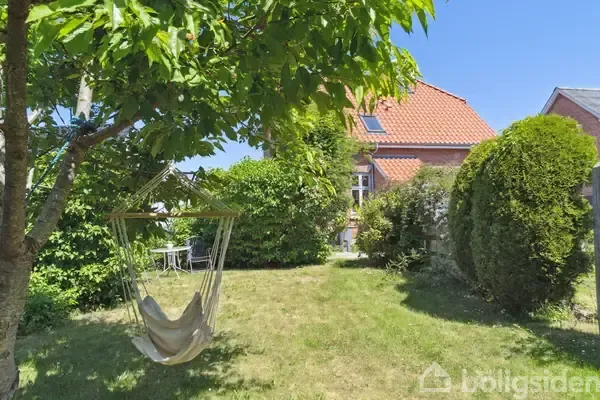 Jardin - Apartment with Garden Access in Hørning