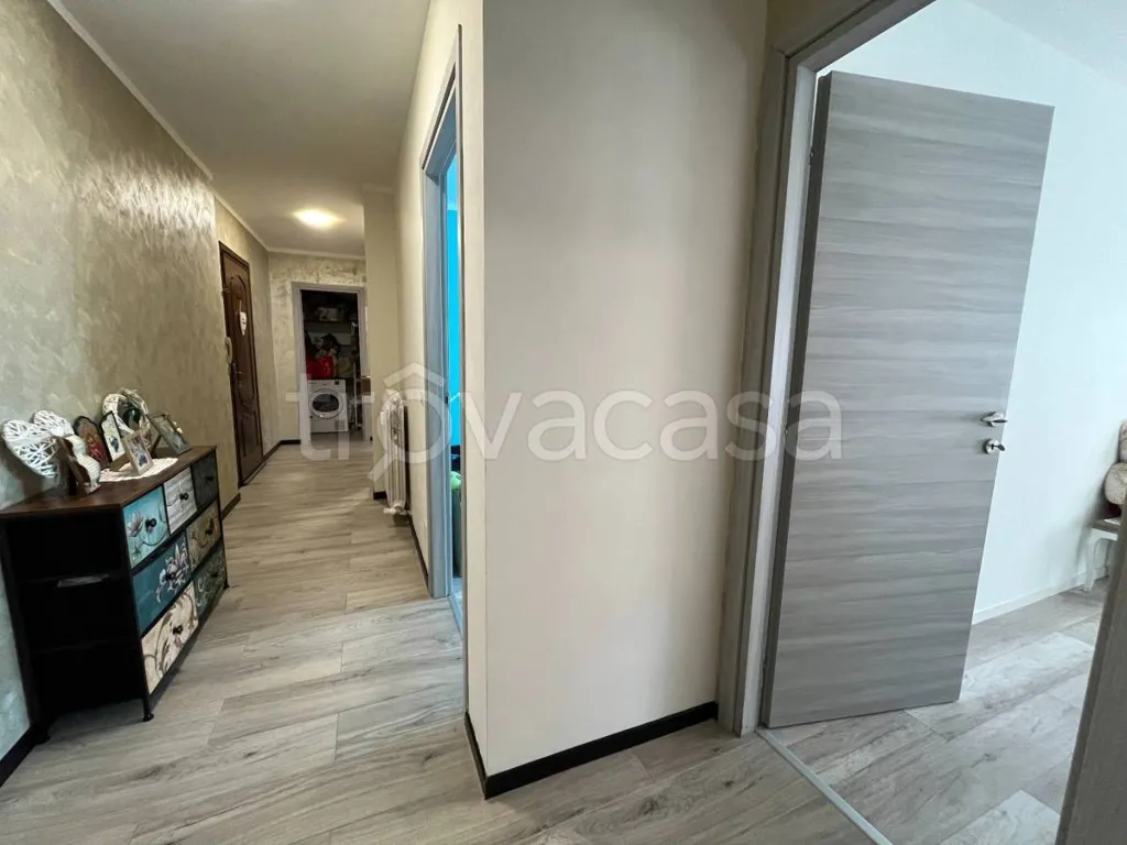 Ingresso - Rustic Attico with Balcony in Chiusa di Pesio