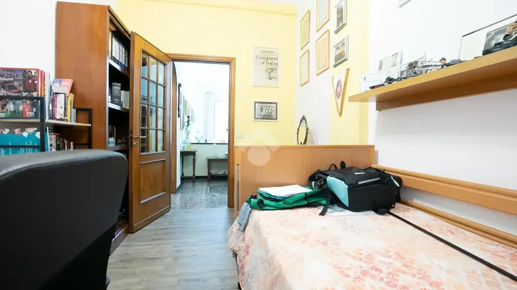 Chambres - Rustic-Style Apartment with Central Location in Genoa