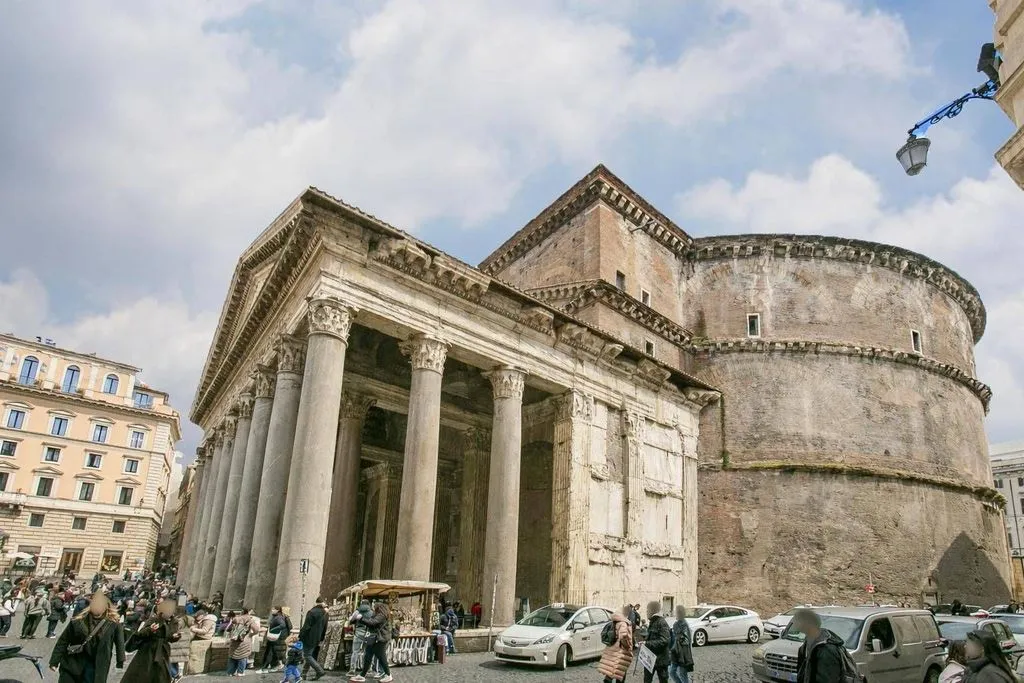 Luxury Flat with Historic Charm in Rome