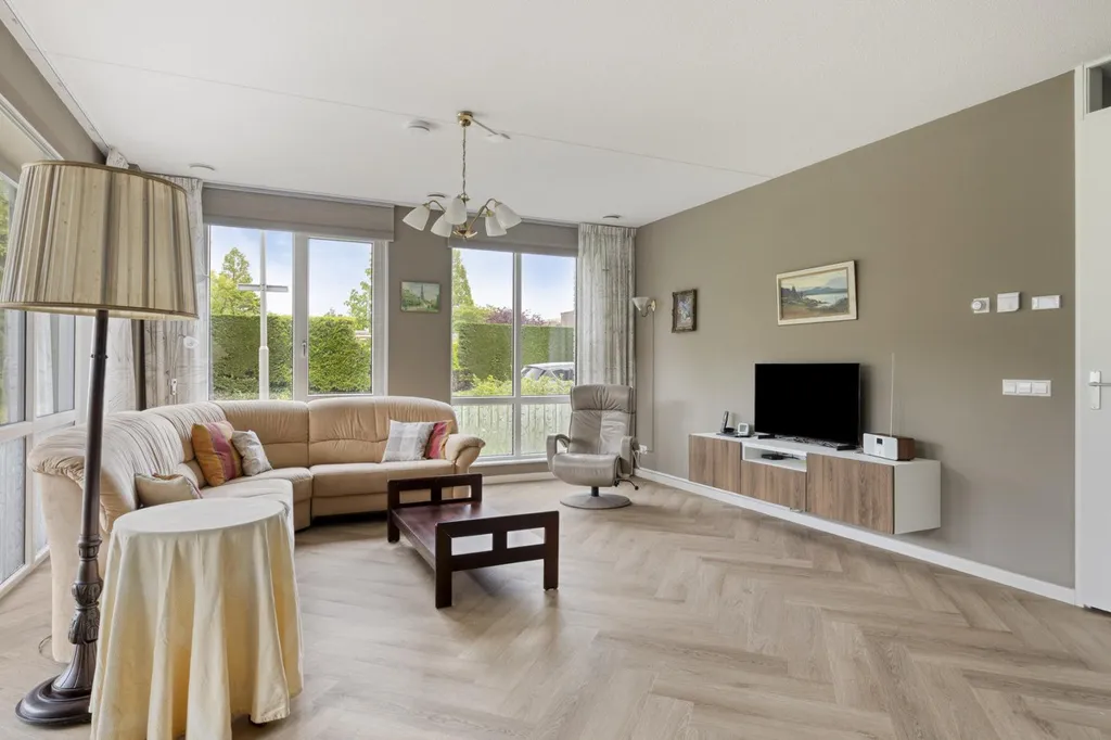 Elutuba - Ground Floor Apartment with Terrace in Goes