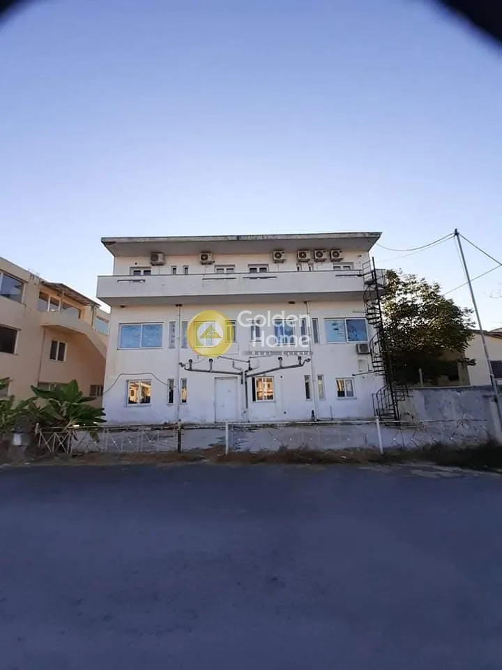Local commercial à GR