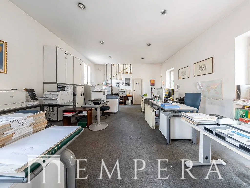 Bureau - Coppedè Style Townhouse in Central Rome