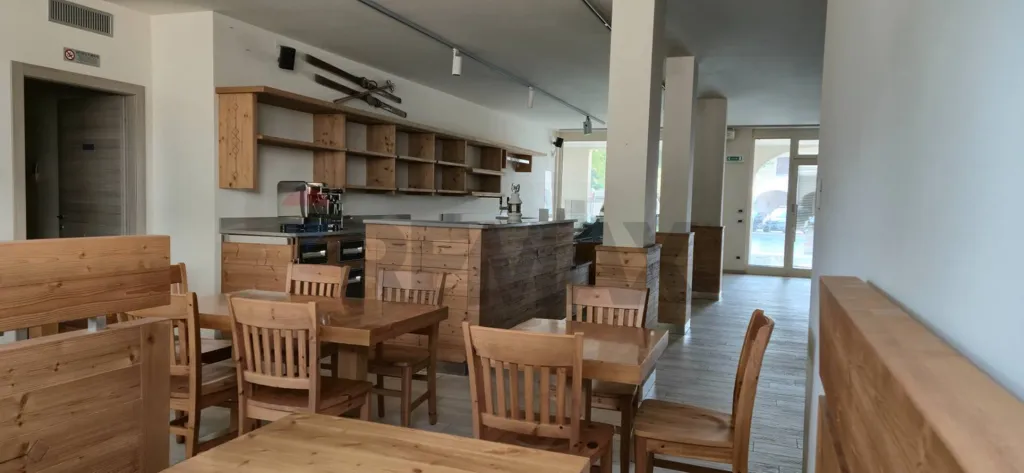Sala da pranzo - Retail Space with Frontage on Via Roma, Valbrembo
