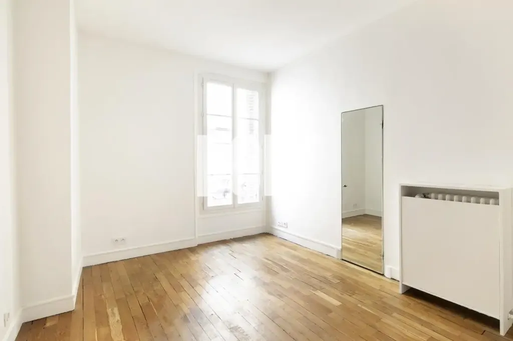 Pièces - Appartement 5 Pièces avec Ascenseur à Saint-Mandé
