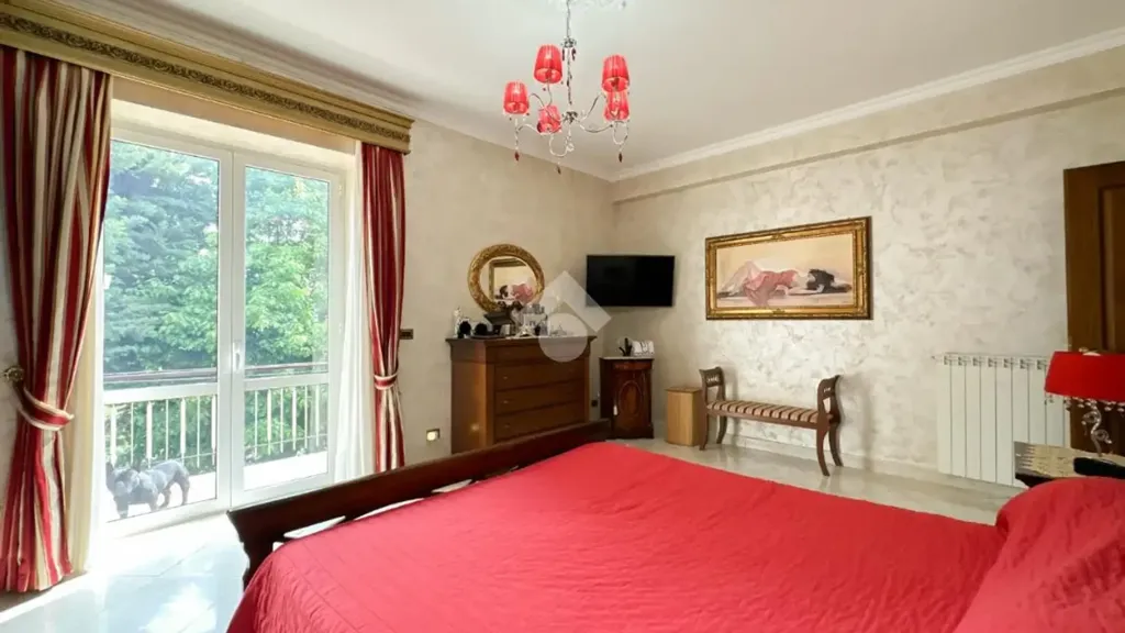 Chambres - 4-Room Apartment with Balcony in Monte Compatri