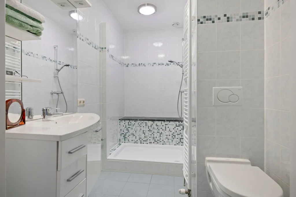 Vannitoad - Modern Flat with Balcony in Oosterhout Centre