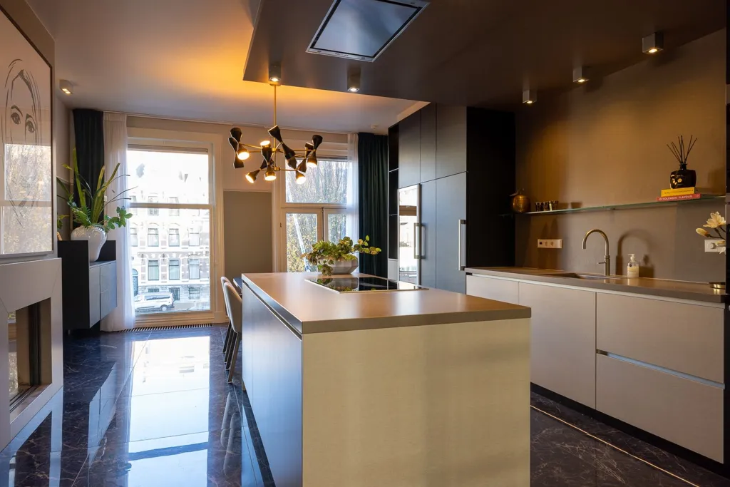 Köök - Monumental Apartment with Terrace in Rotterdam