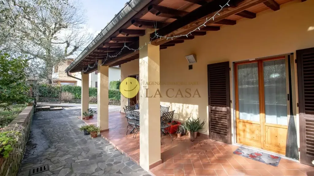 Terrazza - Villa bifamiliare con piscina a Figline e Incisa Valdarno