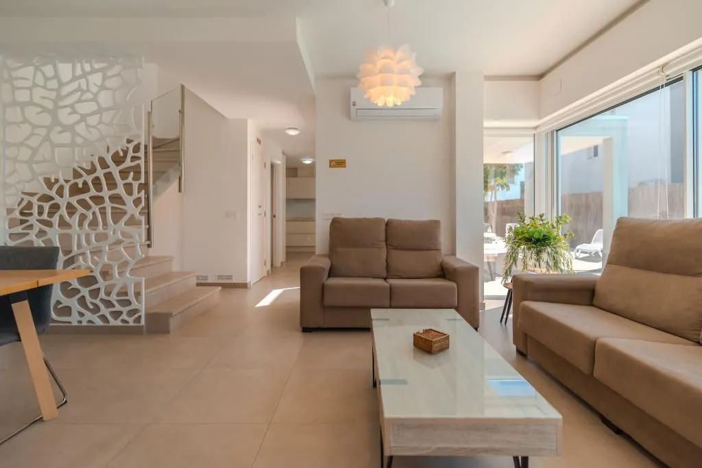 Elutuba - Luxury Villa with Pool in Playa Paraiso