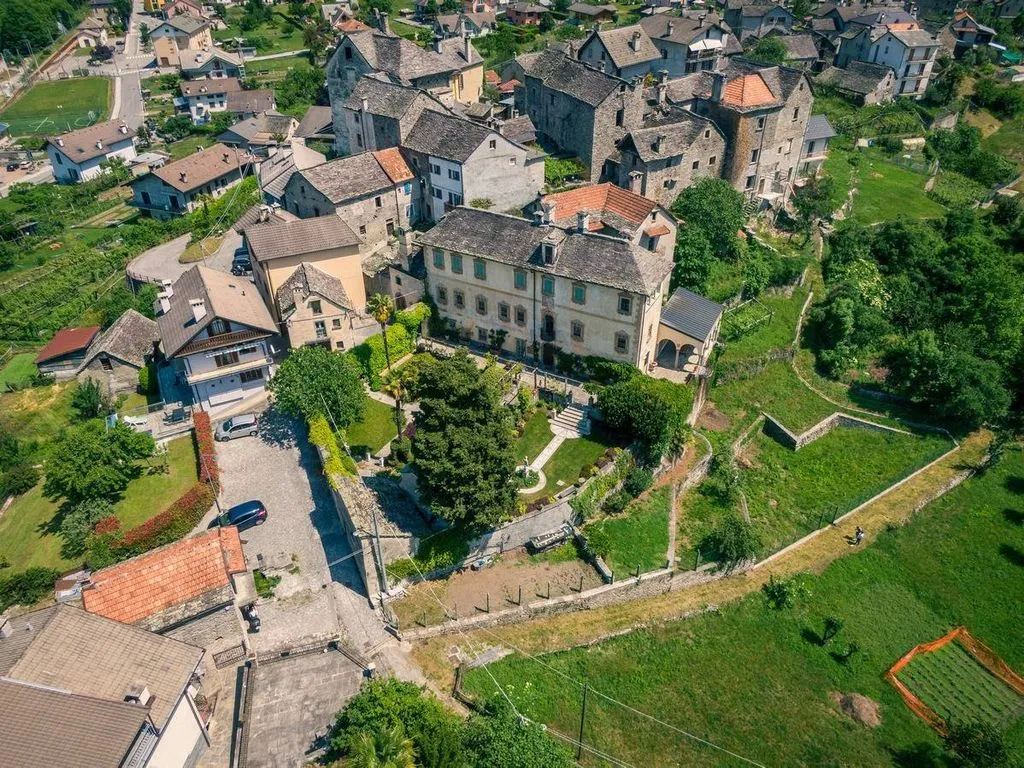 Vue aérienne - 18th Century Villa with Park in Trontano