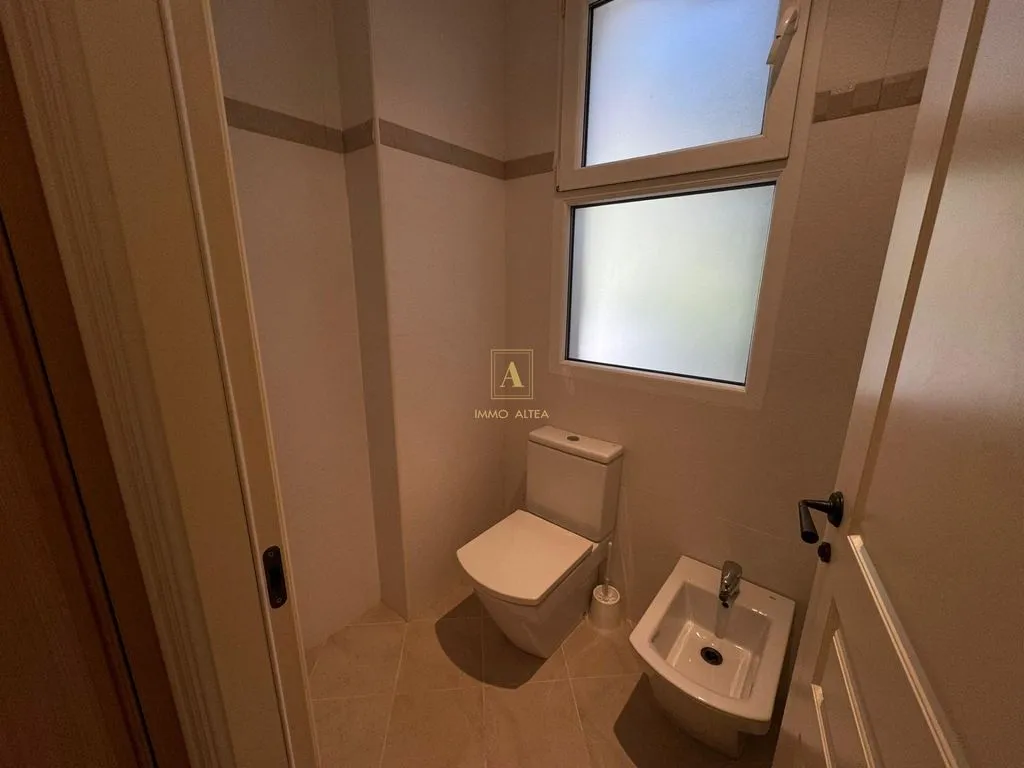 Vannitoad - Luxury Villa with Private Spa in Altea