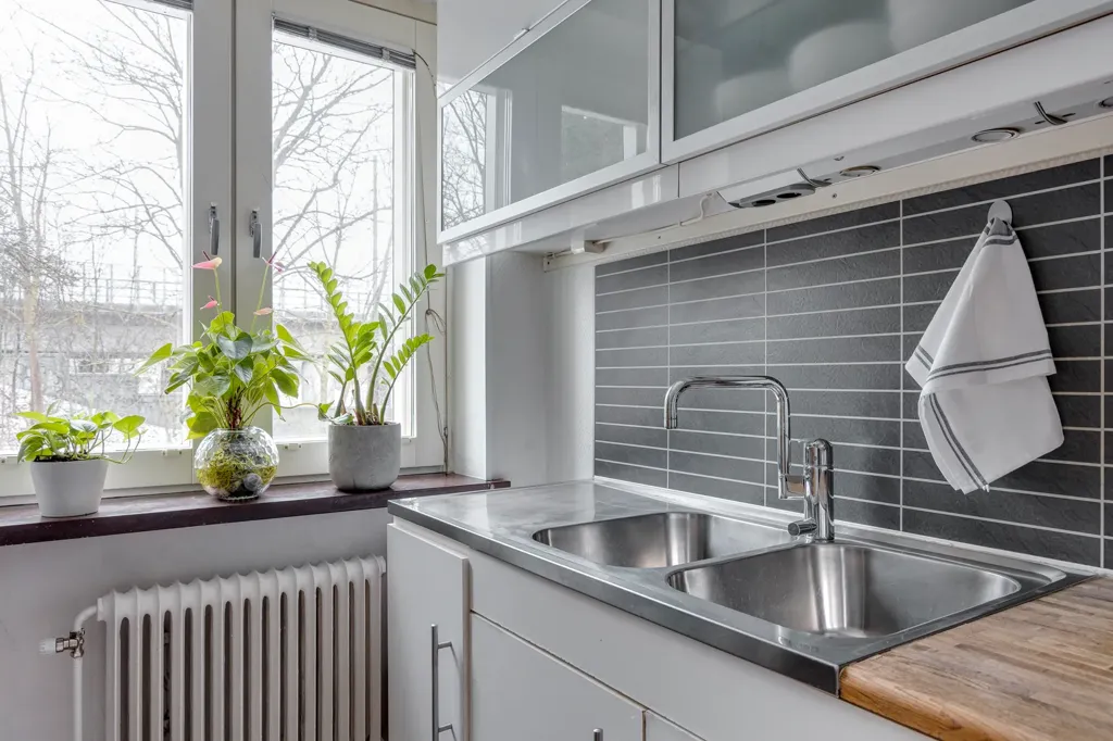 Köök - Modern Flat with Generous Light on Saarisvägen