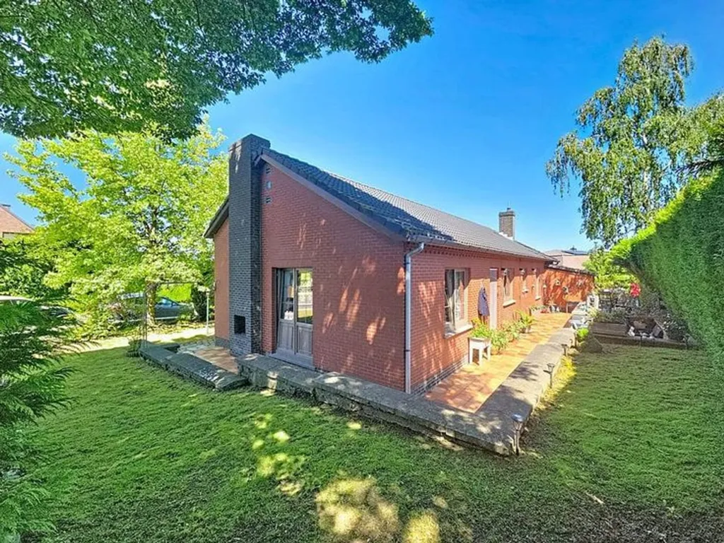 Garden - Charming House with Terrace in Limelette