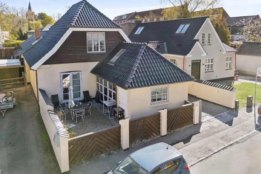 Õhuvaade - Investment Property with 3 Units in Slagelse