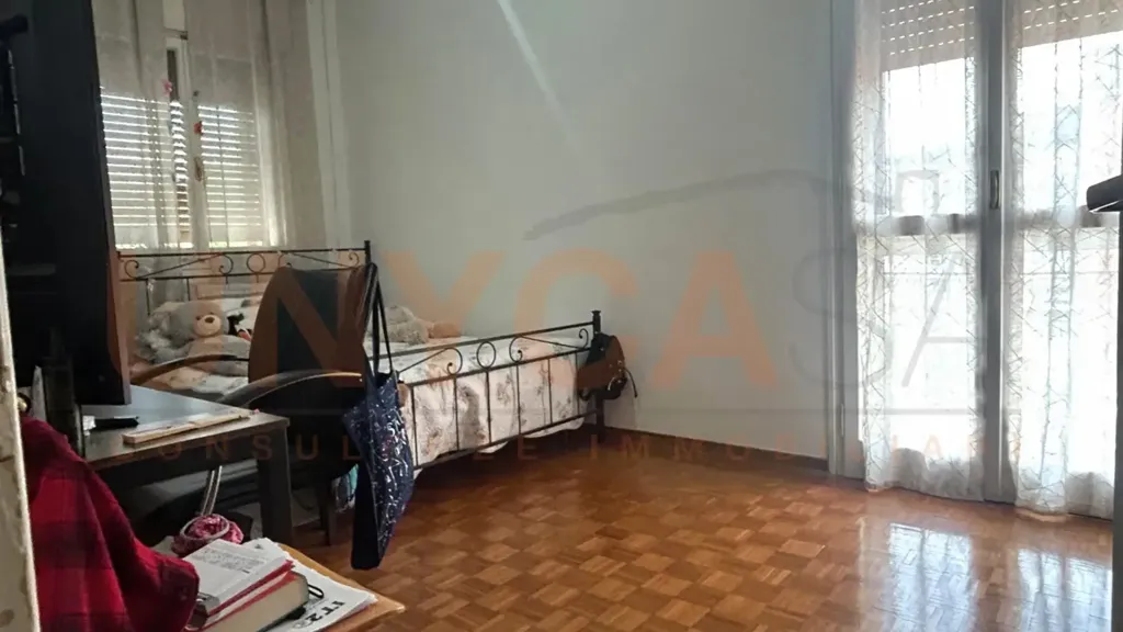 Magamistoad - 3-Bedroom Apartment with Balcony in Padua