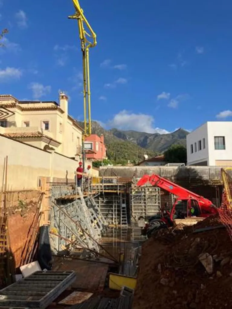 Toad - Villa with Pool and Garden in Marbella