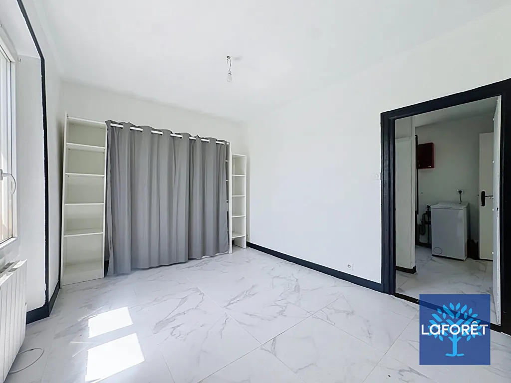 Stanze - Charming Flat in Historic Building, Chilly-Mazarin