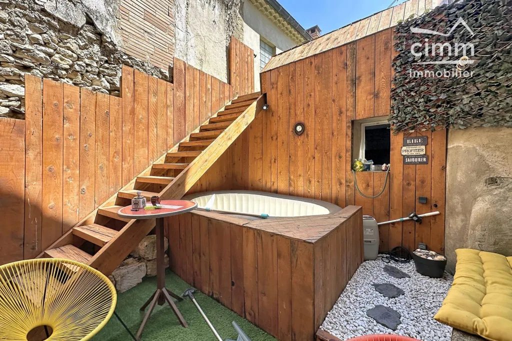 Jardin - Maison de Ville avec Terrasse au Thor