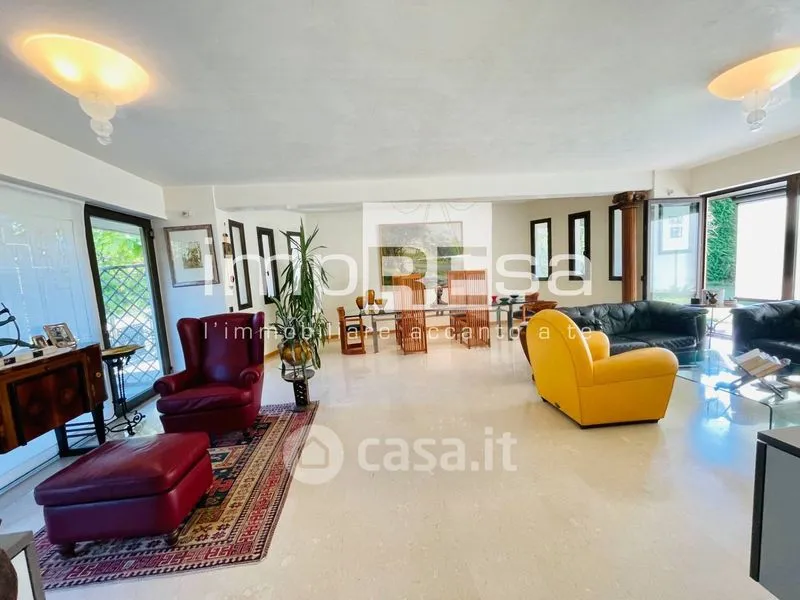 Soggiorno - Bifamiliare con giardino privato a Mestre