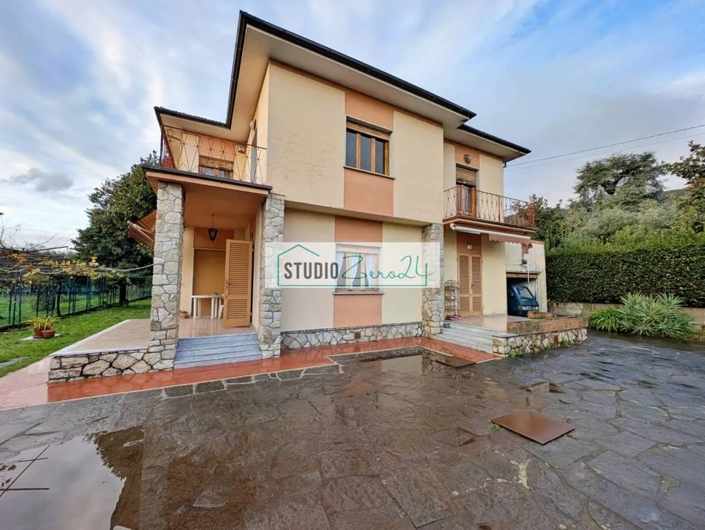 Außenansicht - Luxury Villa with Garden in Seravezza, Tuscany