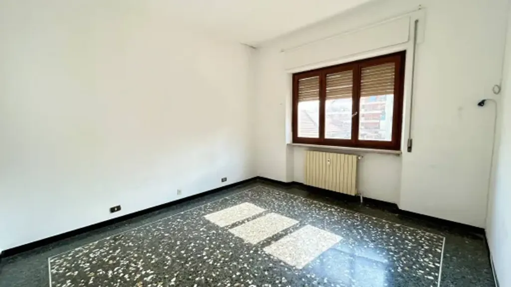 Pièces - Spacious Apartment with Balcony in Acqui Terme
