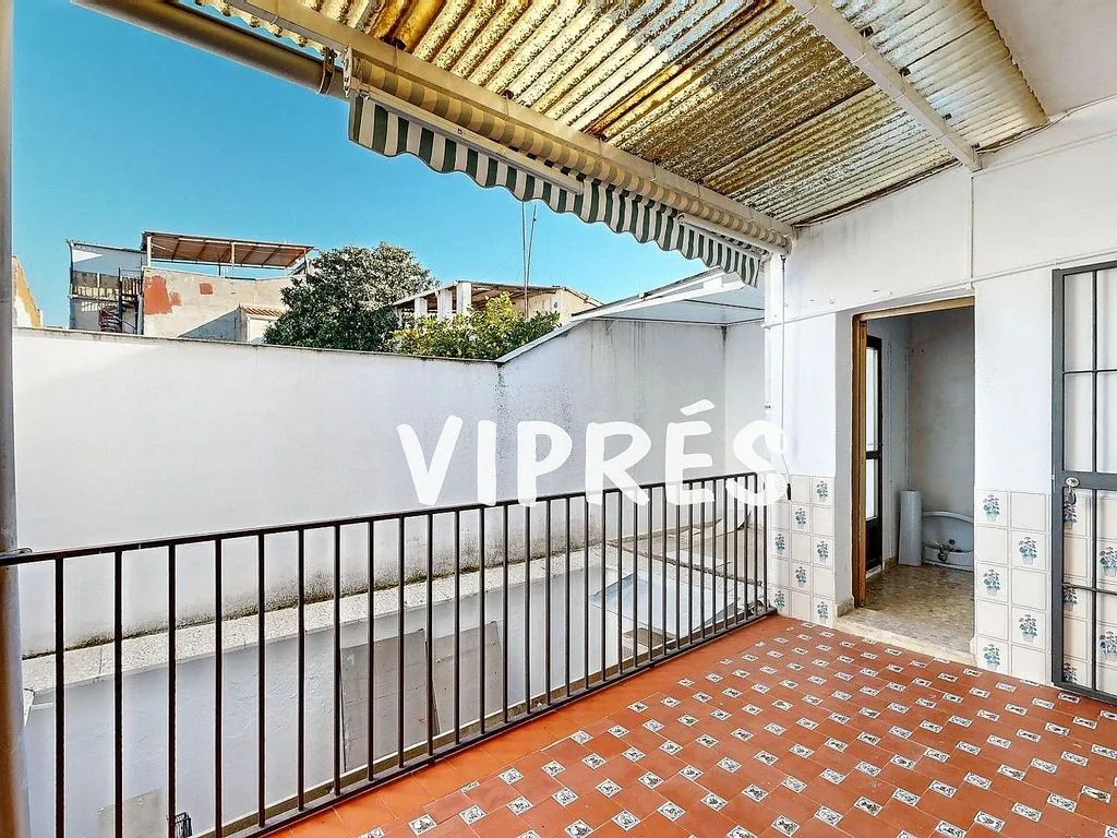 Terrace - Two-Storey House with Terrace in San Luis