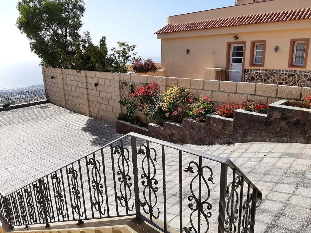 Terrazza - Luxury Villa with Pool in Costa Adeje