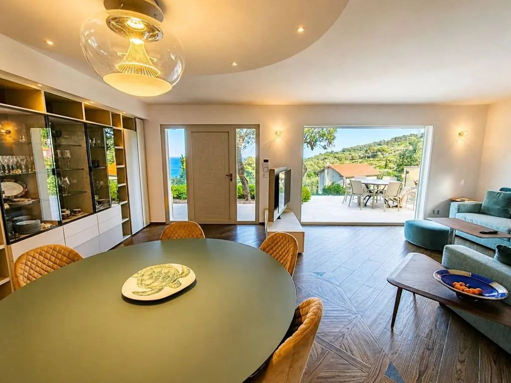 Salle à manger - Luxury Villa with Pool in Diano Marina