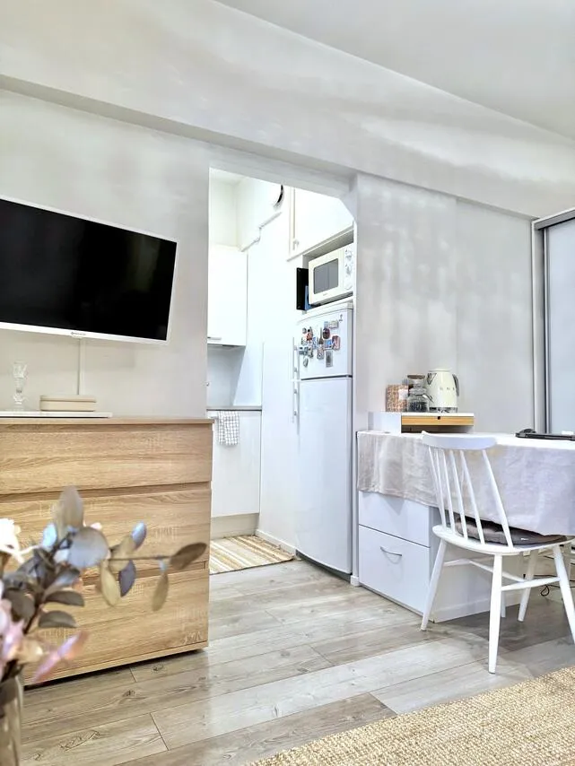 Sala da pranzo - Fully Furnished Studio in Vallila, Helsinki