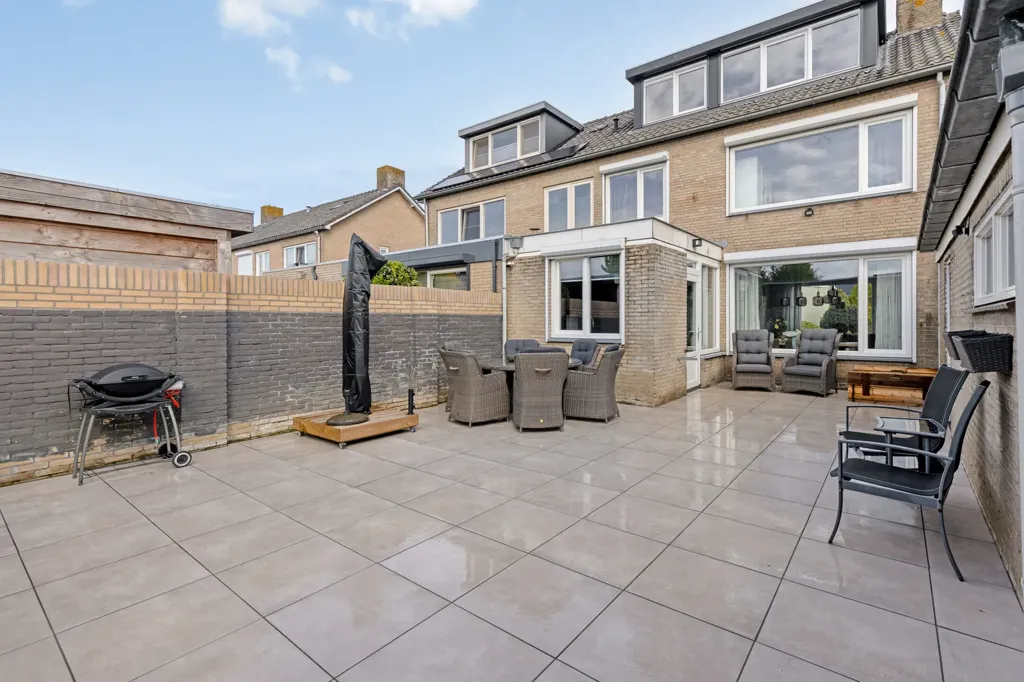Terrasse - 2/1 Cap House with Double Garage in Wouw