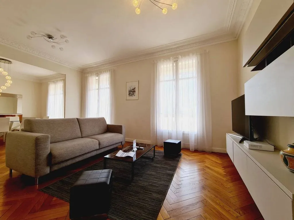 Living Room - Luxury Flat with Balcony in Cannes