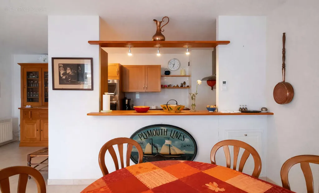 Salle à manger - Appartement avec Terrasse Vue Mer à Pornichet