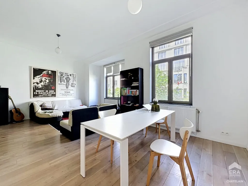 Séjour - Appartement Meublé 2 Chambres dans le Quartier Dansaert à Bruxelles