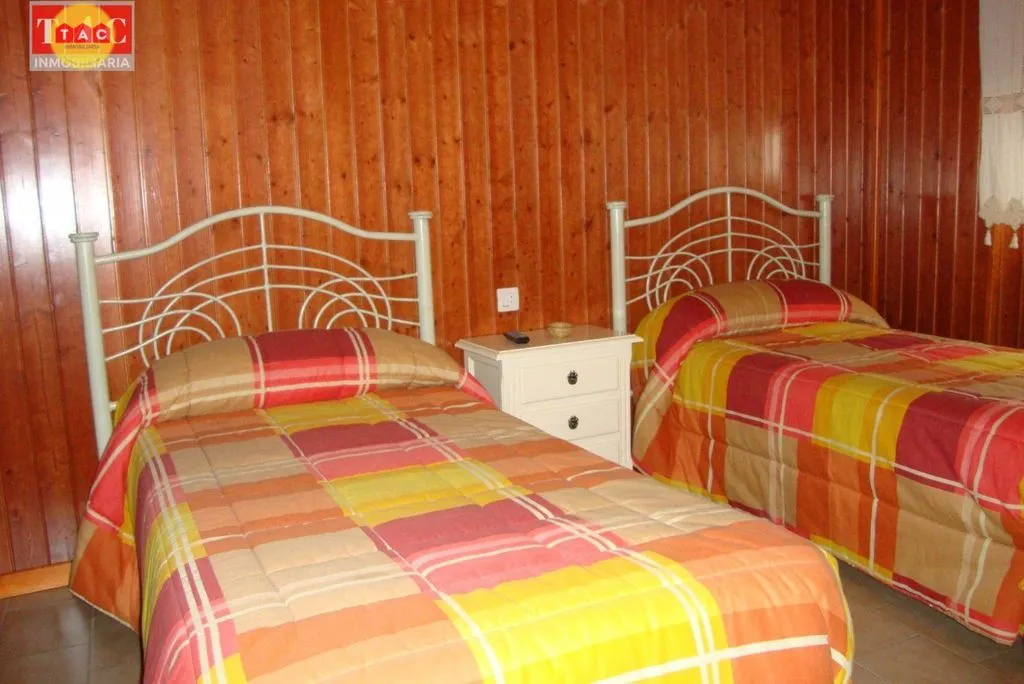 Bedrooms - Rustic House with Terrace in Cortegana