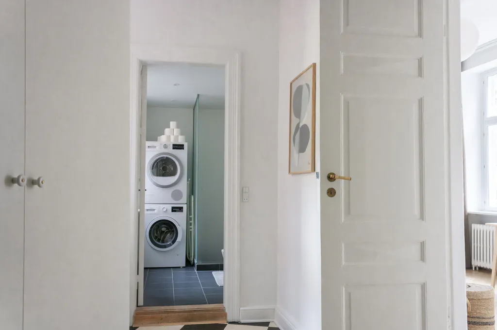 Buanderie - Fully Modernised 6-Bedroom Flat in Copenhagen Centre