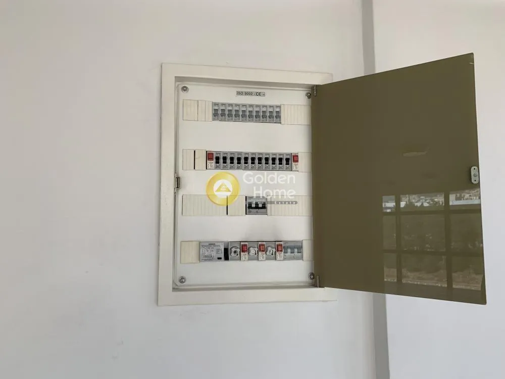 4-toaline ärihoone asukohas GR