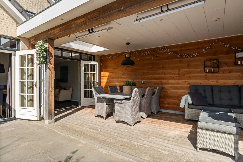 Terrass - Spacious Two-Storey House with Garden in Hoogenboomstraat