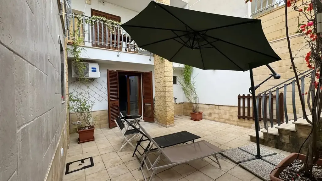 Aed - Villa with Private Garden in Lecce