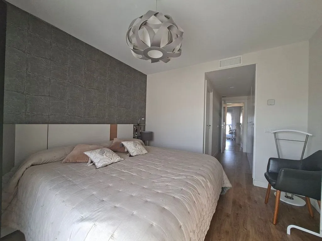 Chambres - Penthouse with Pool in Málaga's Perchel