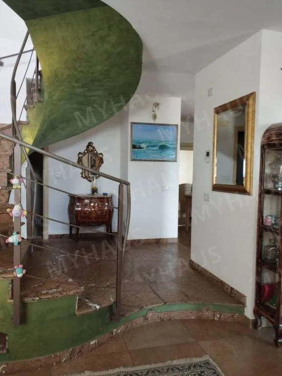 Toad - Luxury Villa with Private Garden in Gatteo