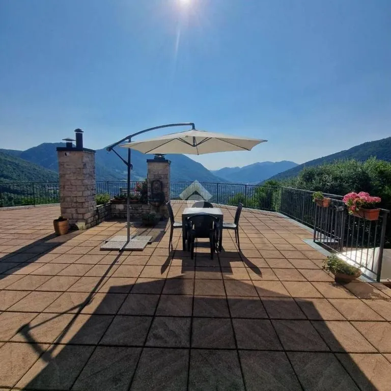 Terrass - Luxury Villa with Panoramic View in Albino