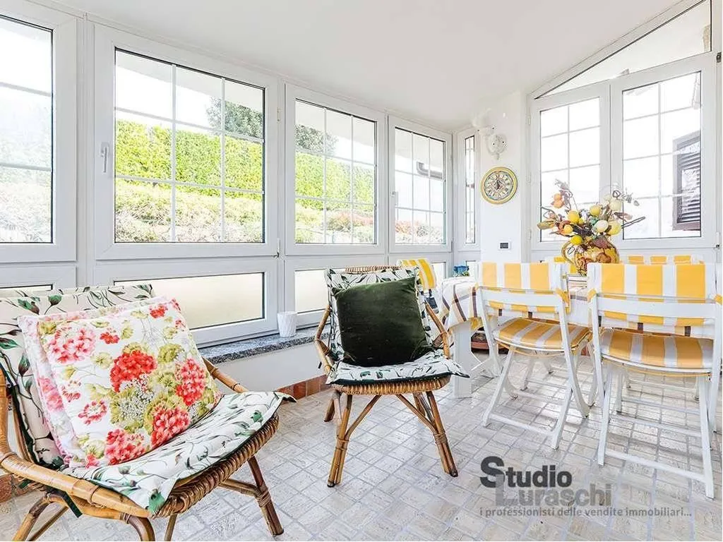 Terrasse - Luxury Villa with Panoramic View in Ello
