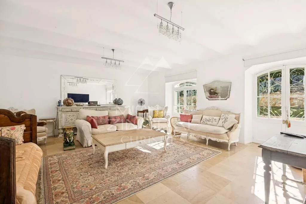 Living Room - Villa with Sea View near Cap d'Antibes