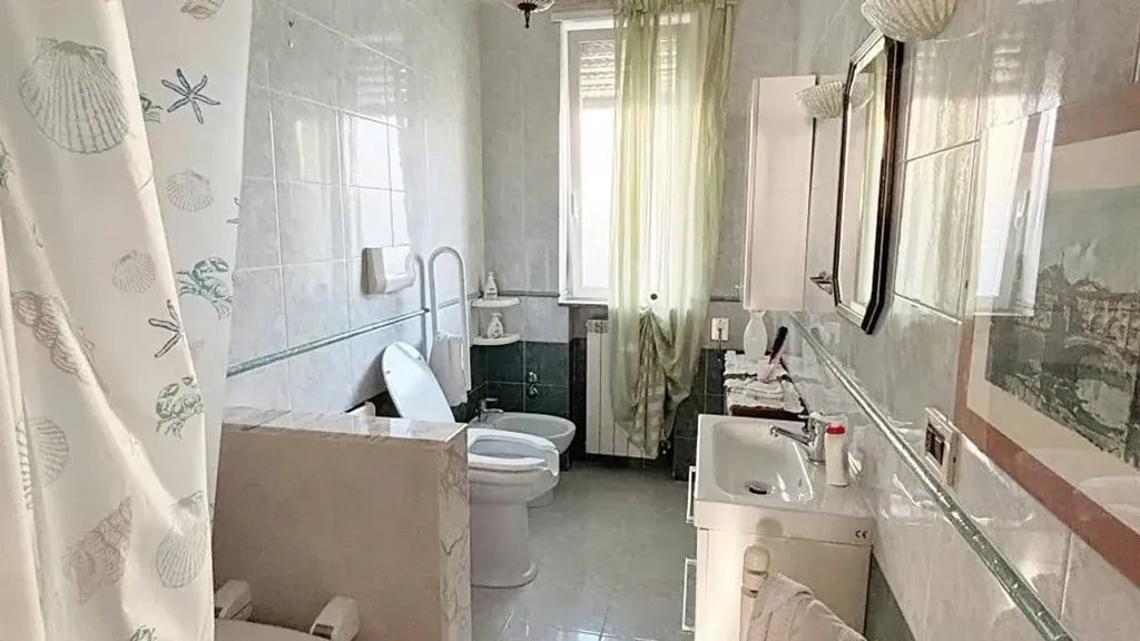 Salles de bain - Apartment with Balcony in Canosa Di Puglia