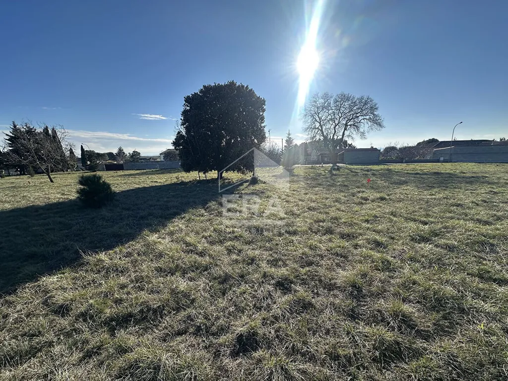 Aed - Buildable Plot with Mountain View in Moussoulens